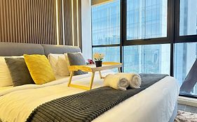Scarletz Suites Klcc Twin Tower By Purple Orchid